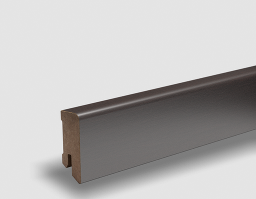 [P070030] PEDROSS, soklová fóliovaná lišta, 16x44 Cubica, Dub Black Beauty, jadro MDF
